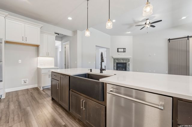 2206 Black Dog, San Antonio, TX 78260