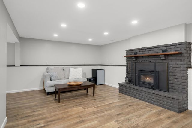 12420 Pineview Trail, Dayton, MN 55327