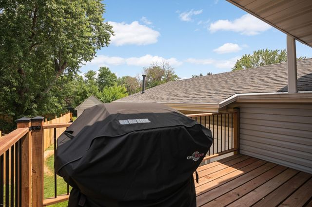 12420 Pineview Trail, Dayton, MN 55327