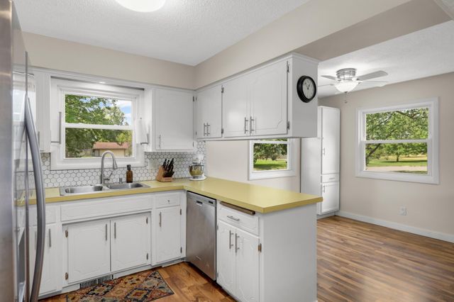 12420 Pineview Trail, Dayton, MN 55327