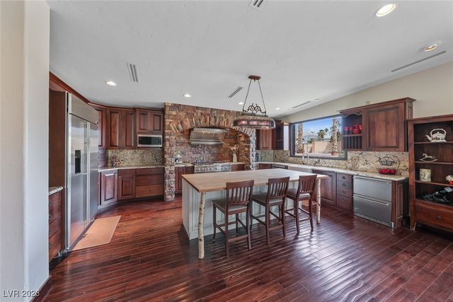 728 North Kiel Street, Henderson, NV 89015