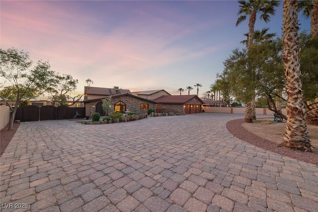 728 North Kiel Street, Henderson, NV 89015