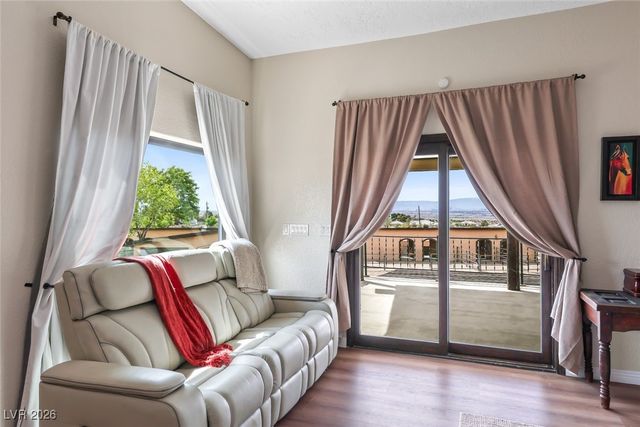 728 North Kiel Street, Henderson, NV 89015