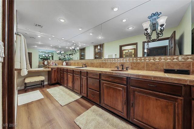 728 North Kiel Street, Henderson, NV 89015