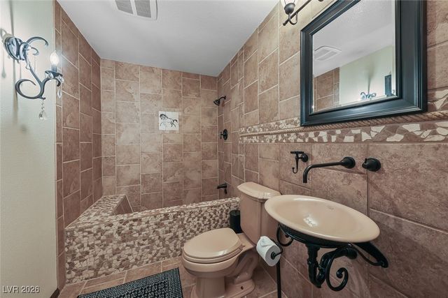 728 North Kiel Street, Henderson, NV 89015