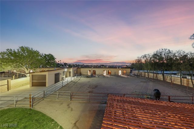 728 North Kiel Street, Henderson, NV 89015