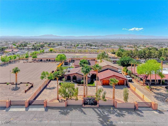 728 North Kiel Street, Henderson, NV 89015