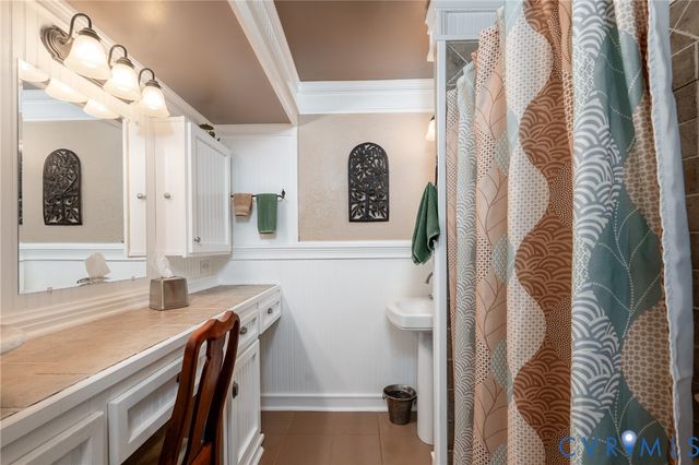 809 Farnwood Dr, Henrico, VA 23229