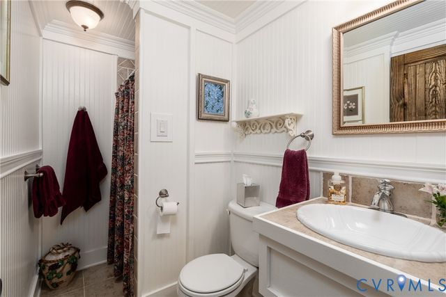 809 Farnwood Dr, Henrico, VA 23229