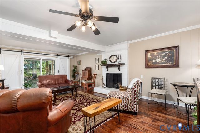 809 Farnwood Dr, Henrico, VA 23229