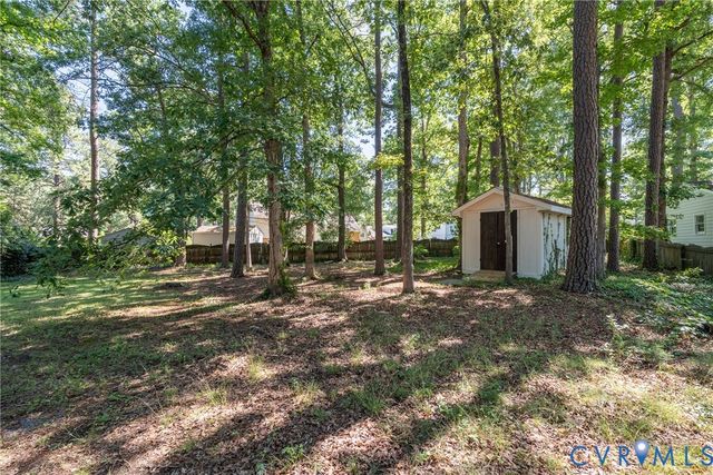 809 Farnwood Dr, Henrico, VA 23229