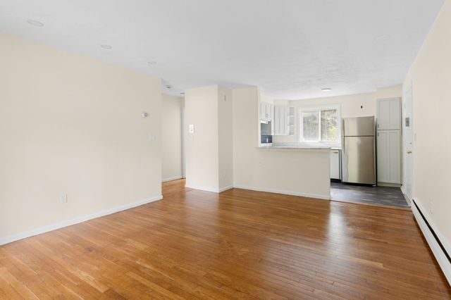 63 Lionel Ave C, Waltham, MA 02452