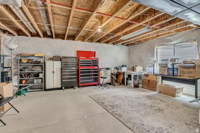 1668 N 400 W, Farmington, UT 84025