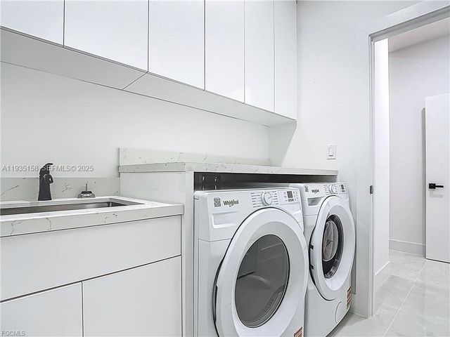 323 NE 19TH TERRACE, Cape Coral, FL 33909