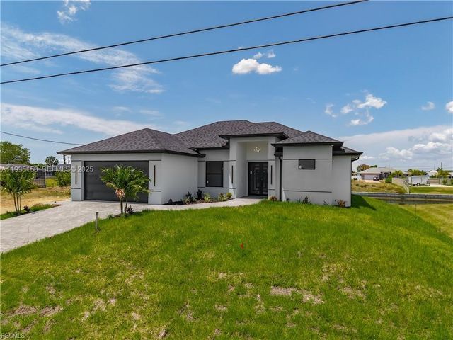 323 NE 19TH TERRACE, Cape Coral, FL 33909