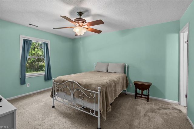 4848 Halwell DR, Virginia Beach, VA 23464