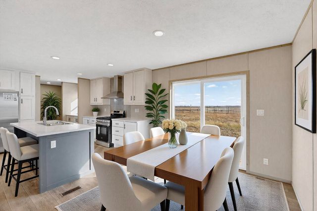 53 Airport Drive Street, Los Lunas, NM 87031