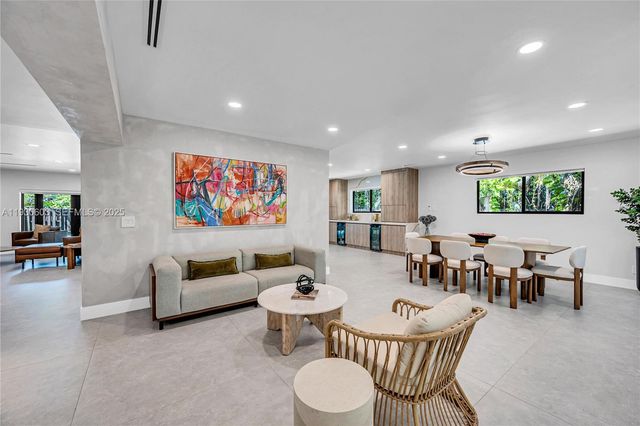 11340 SW 74th Ct, Pinecrest, FL 33156