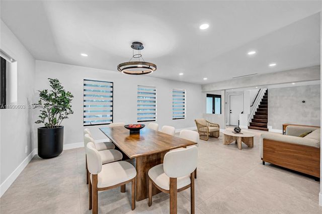 11340 SW 74th Ct, Pinecrest, FL 33156