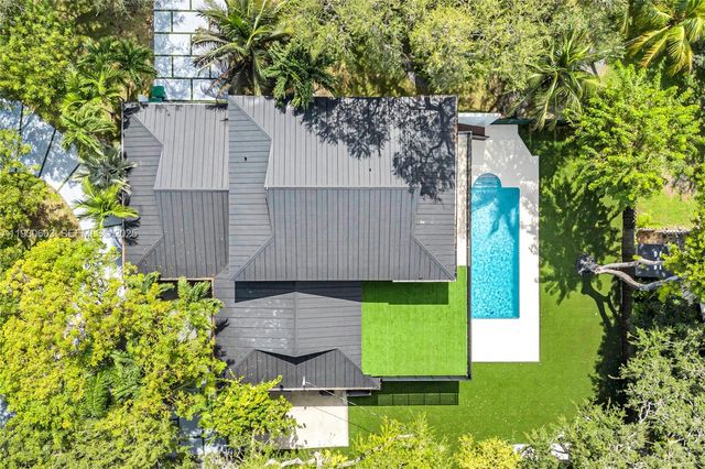 11340 SW 74th Ct, Pinecrest, FL 33156