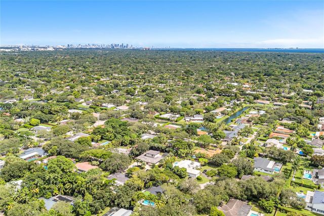 11340 SW 74th Ct, Pinecrest, FL 33156