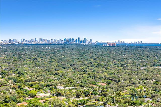 11340 SW 74th Ct, Pinecrest, FL 33156