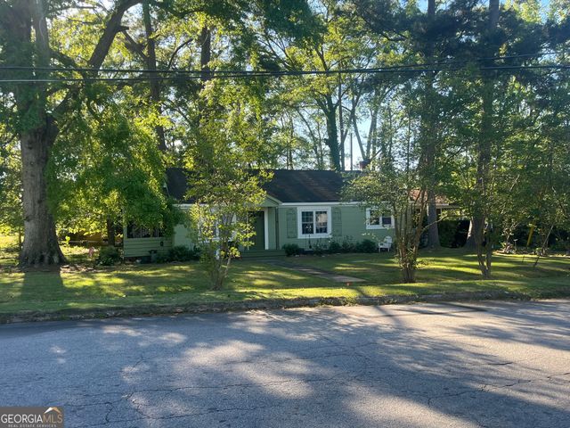 116 8th Avenue, Manchester, GA 31816