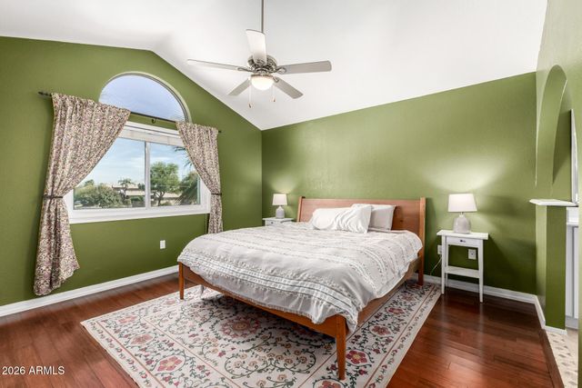 525 N REDROCK Street, Gilbert, AZ 85234