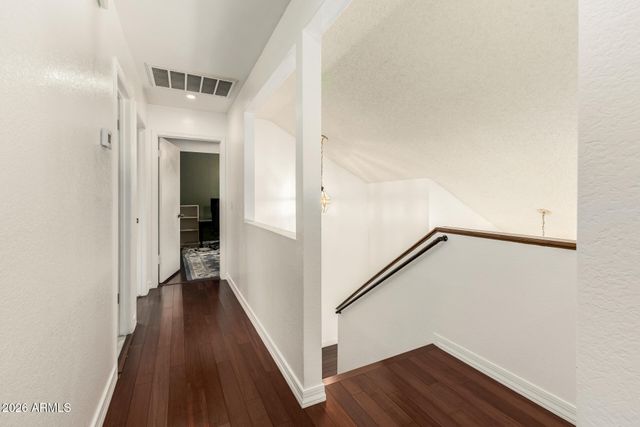 525 N REDROCK Street, Gilbert, AZ 85234