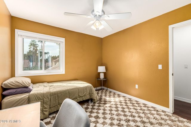 525 N REDROCK Street, Gilbert, AZ 85234