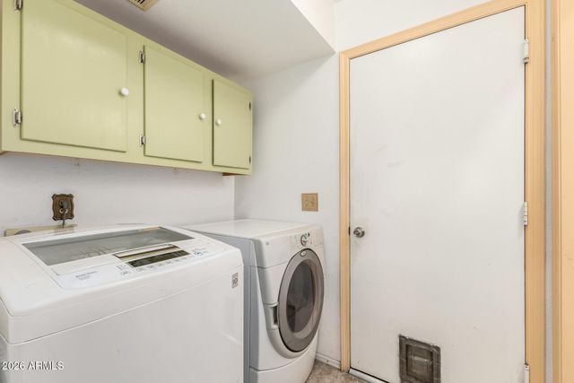 525 N REDROCK Street, Gilbert, AZ 85234