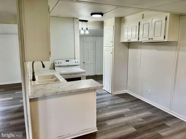 913 CHESTNUT ST, Middletown, PA 17057