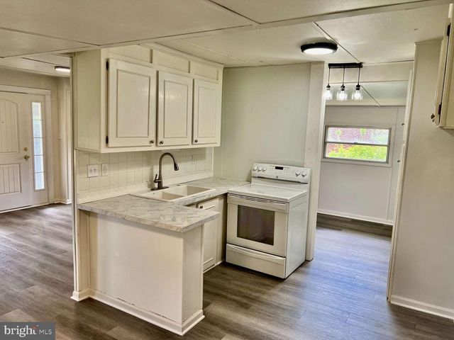 913 CHESTNUT ST, Middletown, PA 17057