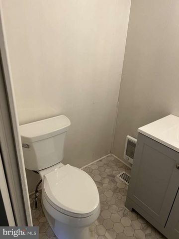 913 CHESTNUT ST, Middletown, PA 17057