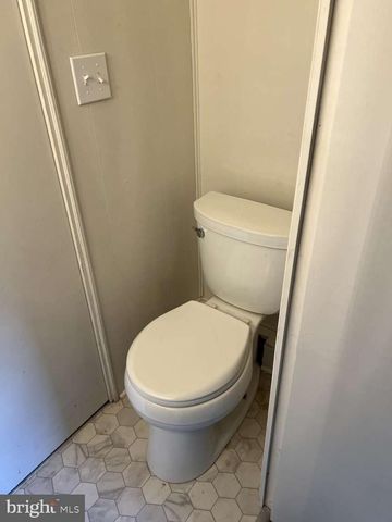 913 CHESTNUT ST, Middletown, PA 17057