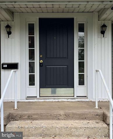 913 CHESTNUT ST, Middletown, PA 17057