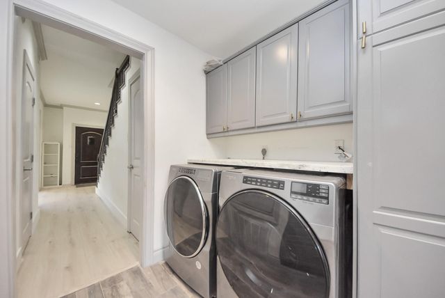 840 Threadneedle St 209, Houston, TX 77079