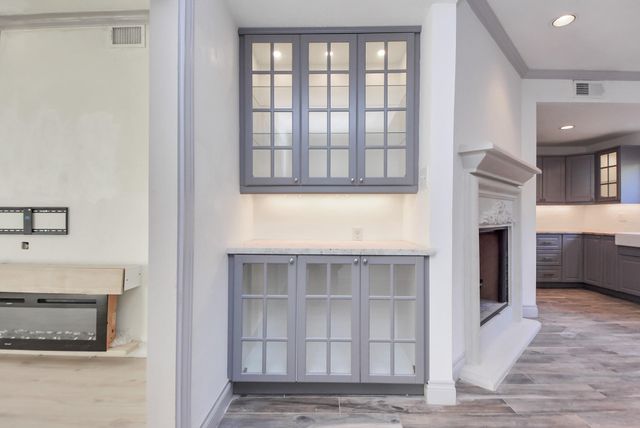 840 Threadneedle St 209, Houston, TX 77079