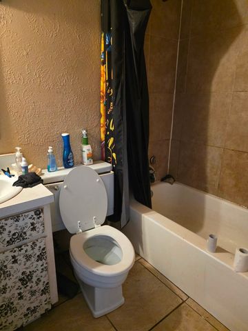 208 Woodgrove Street, Mesquite, TX 75181