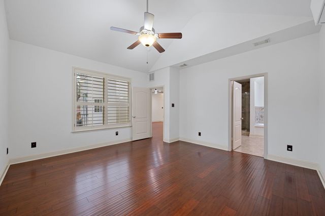 1907 Holly Hill DR, Leander, TX 78641