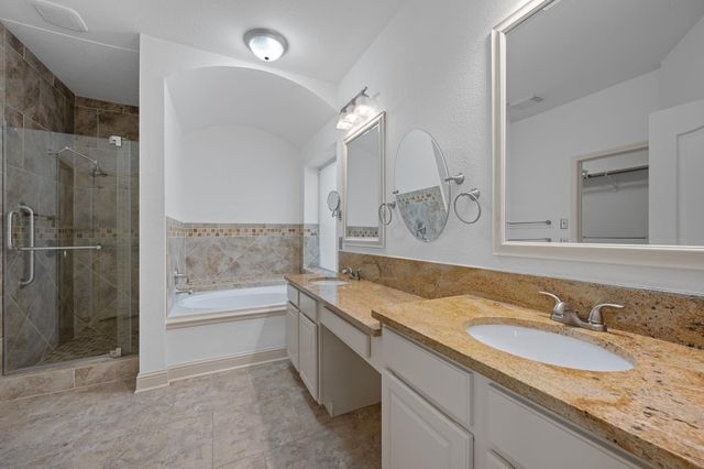 1907 Holly Hill DR, Leander, TX 78641