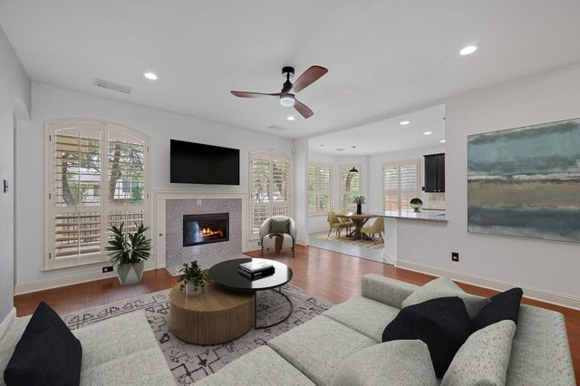 1907 Holly Hill DR, Leander, TX 78641