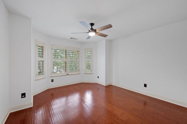 1907 Holly Hill DR, Leander, TX 78641