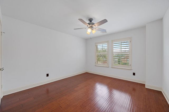 1907 Holly Hill DR, Leander, TX 78641