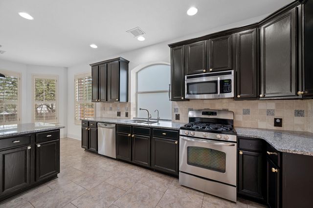 1907 Holly Hill DR, Leander, TX 78641