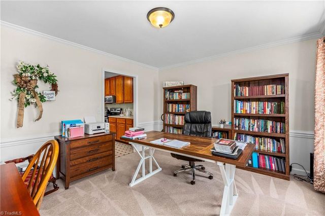 109 Knollwood Lane, King, NC 27021