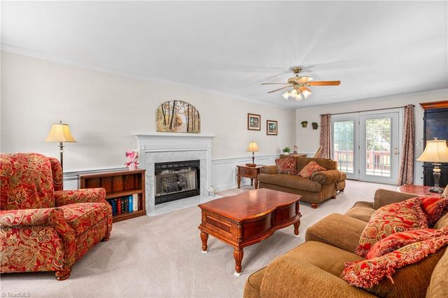 109 Knollwood Lane, King, NC 27021
