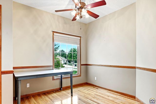 6313 SW Monarch CT, Topeka, KS 66610