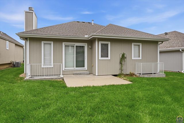 6313 SW Monarch CT, Topeka, KS 66610