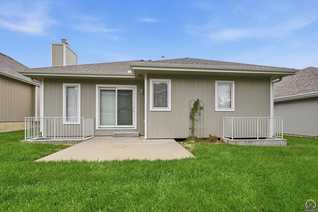 6313 SW Monarch CT, Topeka, KS 66610